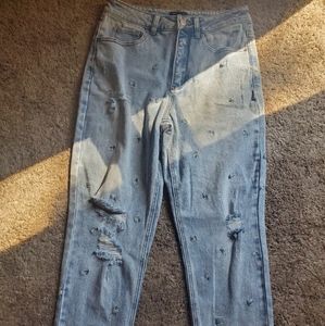 Embroidered Daisy Denim🌸